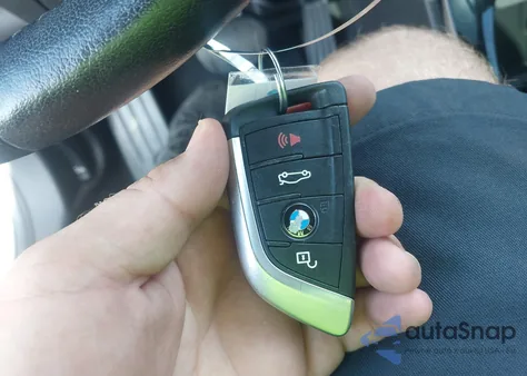 2016 BMW X1 xDrive28I из США, поврежденный, VIN WBXHT3C30GP889176